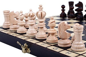 �`�F�X�Z�b�g Chess Set: The Koliada, Unique Wood Chess Pieces, Chess Board & Chess Piece Storage �y���s�A���i�z