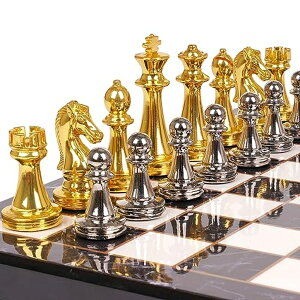 �`�F�X�Z�b�g Metal Chess Set for Adults and Kids ? Marbling Chess Board with Chess Pieces ? Travel Chess Sets with Extra Queens with zinc Alloy Metal Pieces ? Ideal for Beginners and Professional Players �y���s�A���i�z