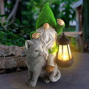 �K�[�f�����C�gLED�\�[���[���C�g �\�[���[�p���[ Sinhra Garden Cat Gnome Decorations for Yard with Solar Lights,Resin Flocked Gnome Figurine Holding Latern,Outdoor Gnomes Decorations for Yard Patio Lawn Porch, Garden Gifts for Mom �y��