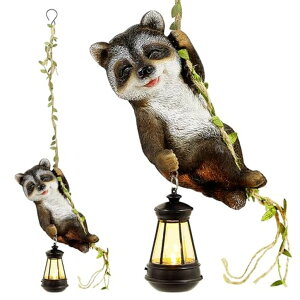 �K�[�f�����C�gLED�\�[���[���C�g �\�[���[�p���[ Joliyoou 1 Pack Solar Light Outdoor Statues, 6.5H Resin Raccoon Climbing On A 23.6L Vine with LED Lantern, Waterproof Hanging Animal Figurine with Hook for Yard Garden Wall Balcony T �y