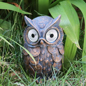 �K�[�f�����C�gLED�\�[���[���C�g �\�[���[�p���[ Dnoifne Owl Outdoor Garden Ornaments, Solar Garden Owl Garden Decor Statue, Resin Owl Garden Ornament with Solar Lights, Waterproof Garden Owl Statues Sculptures for Patio Lawn Porch O �y
