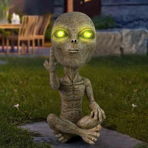 �K�[�f�����C�gLED�\�[���[���C�g �\�[���[�p���[ Lopoti Solar Light Rude Alien Statues Sculpture�CFunny UFO Extraterrestrial Figurine for Home Garden Yard Art Outdoor Decoration. �y���s�A���i�z