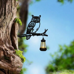 �K�[�f�����C�gLED�\�[���[���C�g �\�[���[�p���[ Metal Owl Garden Decor with Solar Lights, Outdoor Yard Patio Owl Art Decoration, Metal Owl Stand on Tree Sign, Christmas Owl Wall Decor, Christmas Metal Owl Stake, Unique Tree Ornament �y