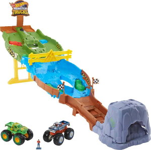 ホットウィール モンスタートラック Hot Wheels Toy Monster Trucks Playset, Wreckin' Raceway with Bigfoot & Gunkster in 1:64 Scale, Head-to-Head Race with Obstacles, Announcer Figure 【並行輸入品】