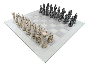 �`�F�X�Z�b�g Ebros Gift Hand Painted Medieval Crusader Knights of The Cross Christian VS Muslim Saladin Ottoman Empire Resin Chess Pieces with 15 by 15 Checkered Frosted and Transparent Glass Board Set �y���s�A���i�z