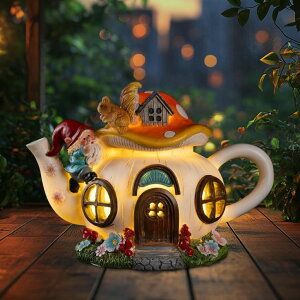 �K�[�f�����C�gLED�\�[���[���C�g �\�[���[�p���[ twinbling Mushroom Fairy House Garden Decor Solar Light ? Outdoor Gnome Statue with Squirrel, Resin Teapot Decorative Figurine for Patio, Lawn, Yard & Balcony, for Women, Mom, and Hom �y