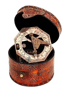 v Hanzla Collection Antique Brass & Copper Sundial Compass, Pocket Sun Dial with Leather Case, Nautical Marine Gift Sun Clock Pirate Ship Replica Watch ysAiz