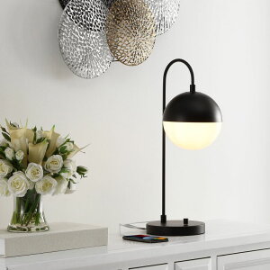 �T�t�@���B�� safavieh �e�[�u�������v �T�t�@�r�� �T�t�@���B�A SAFAVIEH Lighting Collection Cappi Black Table Lamp with USB Charging Port (LED Bulb Included) �y���s�A���i�z