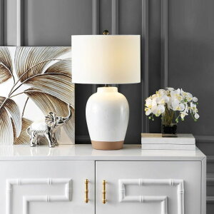 �T�t�@���B�� safavieh �e�[�u�������v �T�t�@�r�� �T�t�@���B�A SAFAVIEH Lighting Collection Portcia Speckled Ivory Glaze 27-inch Bedroom Living Room Home Office Desk Nightstand Table Lamp (LED Bulb Included) �y���s�A���i�z