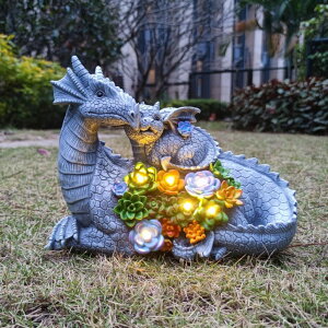 K[fCgLED\[[Cg \[[p[ VIOYOUNS Solar Dragon Statue with LED Lights, Dargon Lover Gifts with Succulent and 6 LED Lights for Outdoor,Solar Dragon Decor for Yard, Garden and Patio, Unique Garden Statue for Mom y