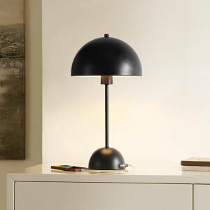 �T�t�@���B�� safavieh �e�[�u�������v �T�t�@�r�� �T�t�@���B�A SAFAVIEH Lighting Collection Ixora Black Dome 18-inch Mushroom Table Lamp with USB Charging Port, Ideal for Living Room, Bedroom, Nightstand, Home Office, Dorm (LED Bulb 