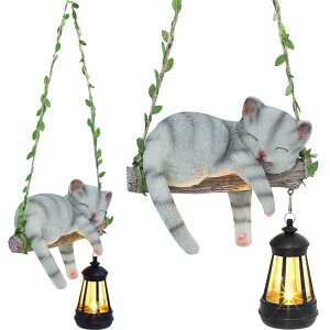 �K�[�f�����C�gLED�\�[���[���C�g �\�[���[�p���[ ZaaYee Solar Lighted Garden Outdoor Statue, 22.6 H Hanging Swing Lying with A Sleeping Cat and A LED Lantern, Resin Animal Figurine Hanging Ornaments with Hook for Decoration & Gift �y��