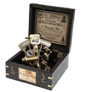 v US HANDICRAFTS Brass Vintage Sextant, 4.75 x 4.25 x 2.5 inches, with Hardwood Box, 5.9 x 5.9 x 3.3 inches ysAiz