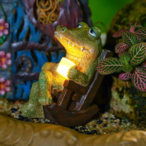 �K�[�f�����C�gLED�\�[���[���C�g �\�[���[�p���[ WSHMZYHOME Decorative Crocodile Solar Light, Garden Statue with LED Light Ornament for Indoor Outdoor Home Patio Yard Lawn �y���s�A���i�z