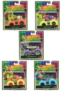 �z�b�g�E�B�[�� �����X�^�[�g���b�N Hot Wheels Monster Trucks Glow in The Dark Collection, Piranh-Ahhhh, Bashzilla, Boneshaker, Skelesaurus, Carbonator XXL, Die-Cast Toy Vehicles, Ages 3+, 5 Pack JFX08-979C �y���s�A���i�z