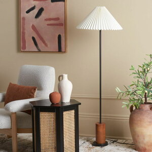 �T�t�@���B�� safavieh �e�[�u�������v �T�t�@�r�� �T�t�@���B�A SAFAVIEH Home Collection Willa Walnut Solid Wood/Black 55-inch Standing Floor Lamp (LED Bulb Included) �y���s�A���i�z
