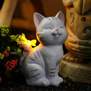 �K�[�f�����C�gLED�\�[���[���C�g �\�[���[�p���[ FUNYUEGY Solar Garden Cat Statue with LED Butterfly Light, Decorative Resin Outdoor Figurine 7.7in, Yard Lawn Ornaments Porch Patio Balcony Home House - Birthday Gifts for Grandma Mom �y