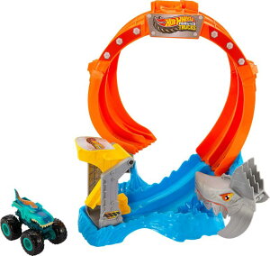 �z�b�g�E�B�[�� �����X�^�[�g���b�N Hot Wheels Monster Trucks Corkscrew Shark Smash Track Set & 1:64 Scale MEGA-Wrex Toy Truck �y���s�A���i�z