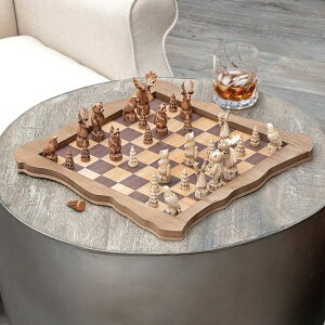 �`�F�X�Z�b�g Black Forest D?cor - Forest Friends Chess Set - Woodland Style Chess Board & Pieces - 15.25 x 15.5 �y���s�A���i�z