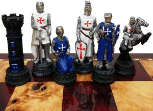 �`�F�X�Z�b�g Medieval Times Crusades Knight Blue and White Set of Chess Men Pieces Hand Painted With Maltese Cross - no Board �y���s�A���i�z