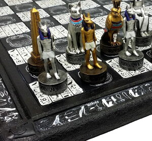 �`�F�X�Z�b�g Egyptian Anubis Chess Set Gold & Silver Painted Men W/ 16 Hieroglyphic Board �y���s�A���i�z