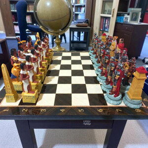 �`�F�X�Z�b�g Luxury Ancient Egyptian vs Roman Chess Set ? 14.5 Handmade Wooden Board & Hand-Painted Historical Pieces | Premium Collectible Gift for Men, Dad, Husband, or Collector �y���s�A���i�z