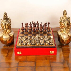 �`�F�X�Z�b�g Natriel Brass Roman Figurine Chess Set with Wooden Board, Gold and Bronze Metal Pieces, Red Storage Case with Hinges, Decorative Gift Set �y���s�A���i�z