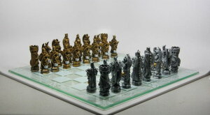 �`�F�X�Z�b�g PTC King Arthur Fantasy Chess Set �y���s�A���i�z