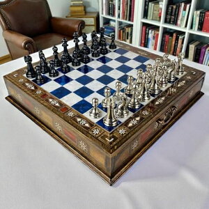 �`�F�X�Z�b�g Artisan Chess Set ? Luxury Inlaid Solid Wood Board with Storage and Metal Playing Pieces | Unique Gift for Men, Father�fs Birthday, Anniversary �y���s�A���i�z