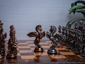 �`�F�X�Z�b�g Large Chess Set Antique Pegasus Bronze Chess Pieces Handmade Solid Wooden Chess Board, Gift Idea for Dad, Husband, Son and Anyone for Birthday, Anniversary �y���s�A���i�z