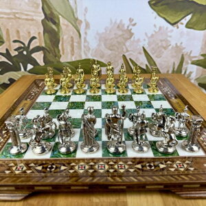 �`�F�X�Z�b�g Premium Chess Set- Handmade Roman Empire Themed Customizable Solid Wooden Chess Board - Unique Gift for, Dad, Husband �y���s�A���i�z