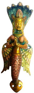 �h�A�m�b�J�[ Purpledip Brass Handle Serpent Snake Goddess Nag Kanya; Magnificent Grip for Doors or Windows (11744 A) �y���s�A���i�z