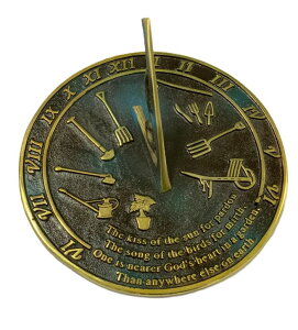 �����v IOTC ARMOURY Beautiful Brass Cutlery Garden Sundial Kiss of The Sun Engraved Quote Sundial - Home & Garden Decor, Bithday Gift, Wedding Gift Sundial, Couple Gift Sundial �y���s�A���i�z