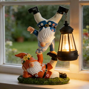 �K�[�f�����C�gLED�\�[���[���C�g �\�[���[�p���[ WDS WONDROUS Solar Garden Gnome Statue Decor with LED Lights Gnome Decorations for Outdoor Yard Patio Lawn Balcony Decor Birthday Gift for Woman Grandma Outside Garden Statues & Sulptu �y