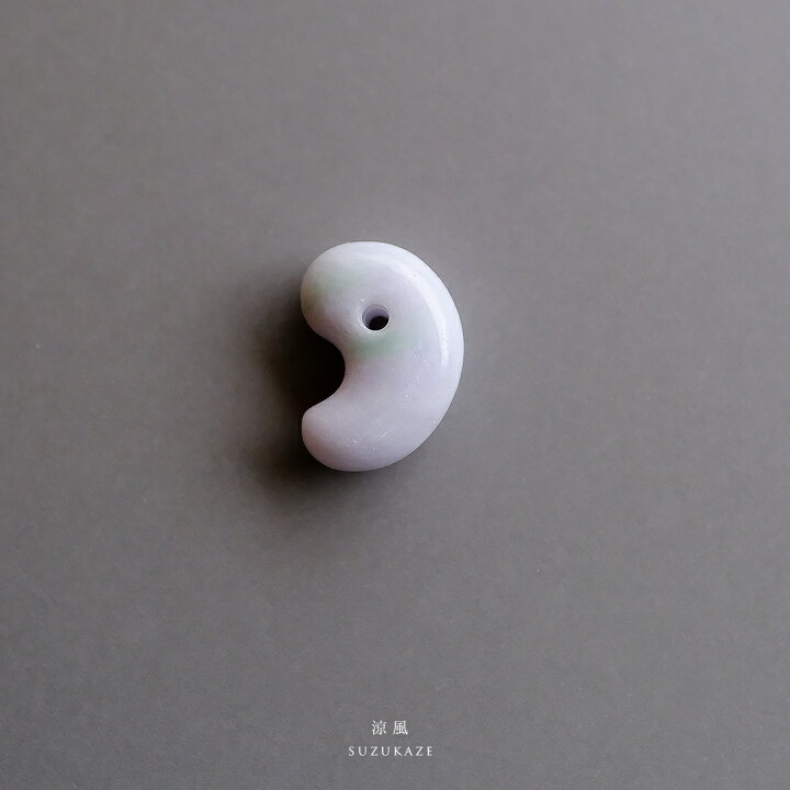 楽天市場】【さざれし工房】 翡翠 (ヒスイ) 勾玉「涼風 Suzukaze 