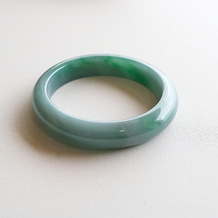 楽天市場】翡翠(ひすい)バングル (円形/内径56.5mm) 『MINAMO