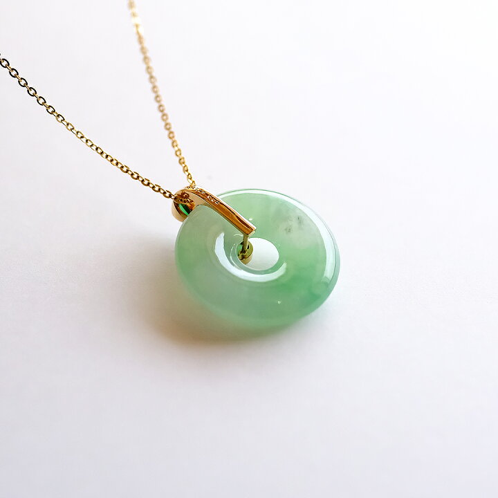 楽天市場】翡翠(ヒスイ)璧 × ダイヤモンド × K18YGペンダント  