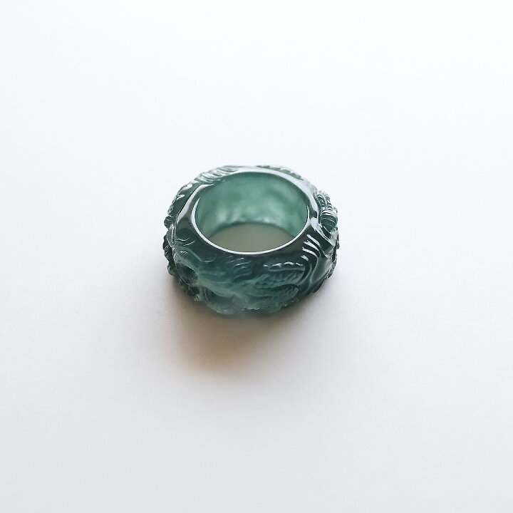 楽天市場】翡翠 (ヒスイ) くりぬき 彫刻 リング『TRANSPARENT DEEP 