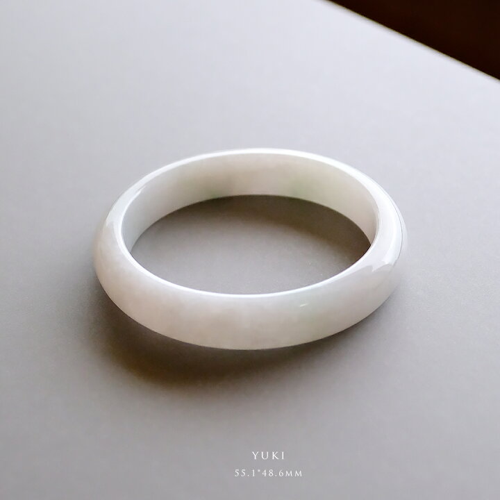 楽天市場】翡翠 (ひすい) バングル ( 楕円形 / 内径55.1×48.6mm