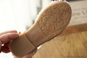 LbY V[Y \ tH[} sAm\tH[}V[Y  tH[}C Ǝ _XC qC ̎q