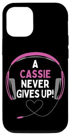 iPhone 12/12 Pro ゲーム用引用句「A Cassie Never Gives Up」ヘッドセット パーソナライズ スマホケース