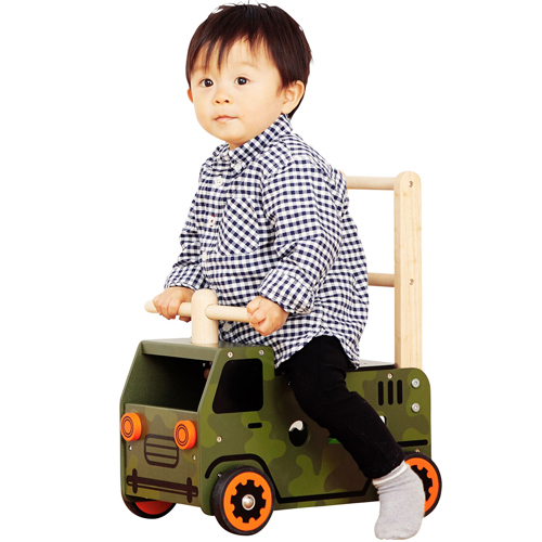 木のおもちゃ 知育玩具 手押し車 乗用玩具 アイムトイ ウォーカー＆ライド アーミートラック 誕生日 おうち時間 子供 | 木のおもちゃ コモック