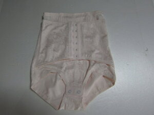 {fBX[cƈꏏɂAԂ񂲔ѐHׂ܂BEGXgjbp[_nCEGXg_X[p[@n[hK[h58 64J  ␳Ci[ {fBX[cE␮)fB[X wome