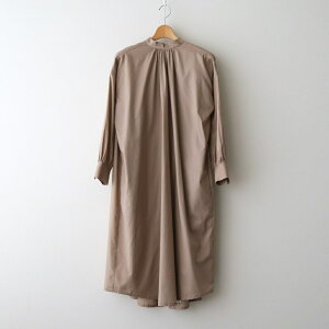 the last flower of the afternoon�b�Î�̌��� Back open garher dress #beige [TLF-126-op001-la]