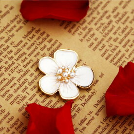 【デコパーツ】☆フラワー☆アクセサリー パーツiPhone カバー デコ電 下地 カバー ケース デコ 土台 携帯ケース デコケース キット デコ電 素材 携帯 電話 デコシール スワロフスキー 風 ラインストーン デコ