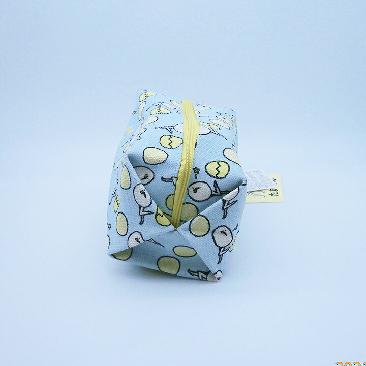 楽天市場 メール便送料無料 キャラクターキャラメルランチポーチ たまごあしおにぎり用バッグ ミニ ケース 弁当袋 ランチバッグ コンパクト 小さい子供キッズの女の子 男の子に おしゃれかわいいデニム柄でおそろい おにぎり サンドイッチ 果物が入る小さめ