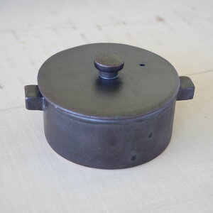 萬古焼の小鍋 (白・黒) 直径約10cm、深さ約4.5cm【mogcook モグック 三重県 日本製 クラフト石川 手作り 萬古焼 子供 子ども ベビー 赤ちゃん ギフト プレゼント】【直火 電子レンジ オーブン 食