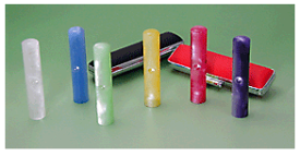 印鑑 実印 銀行印 認印 印面の直径12ミリ 長さ60ミリ パールグラス 推し活 プレゼント 注文確定してから作成します 姓のみ、名前のみ、フルネームで作成可能 縦書 横書きも選べます 上下がわかるように丸い透明のさぐりつき 白 青 緑 黄 赤 紫