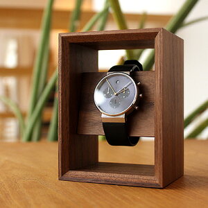 腕時計スタンドで見せる収納！ナチュラル系インテリアに似合う木製ウォッチスタンドでおしゃれなのは？
