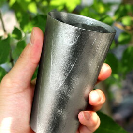 【 Hacoa 公式 】 ビアカップ 錫 木目 ギフト ビールグラス おしゃれ 誕生日 結婚祝い 錫婚式 就職祝い 卒業祝い 新築祝い 母の日 父の日 クリスマス 退職祝い 送別会 男性 女性 メンズ レディース プレゼント 木香屋 ハコア 能作 ■「UZUKURI Beer cup」